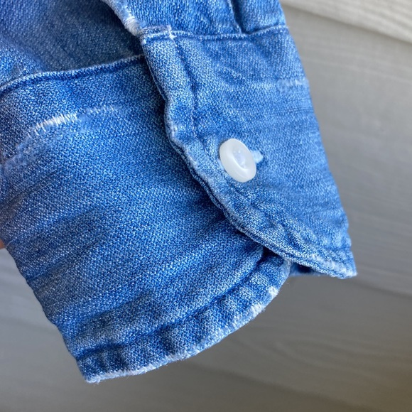 Frank & Eileen Grayson Denim Chambray Distressed Button Front Shirt - Picture 10 of 12